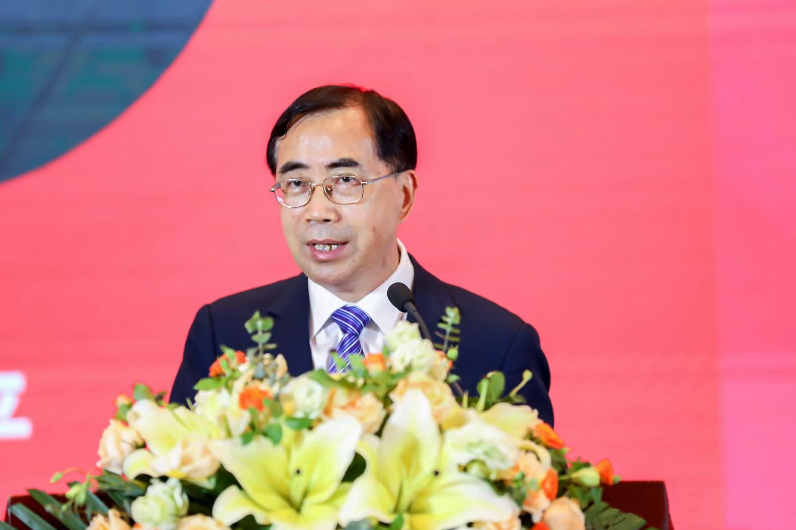 浙江省飯店業(yè)協(xié)會(huì)會(huì)長(zhǎng)、君瀾酒店集團(tuán)總裁王建平先生發(fā)言